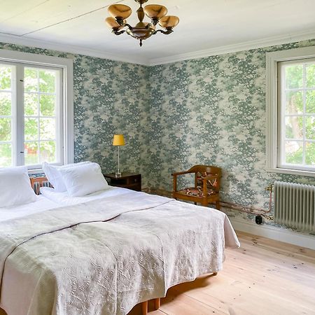 Traedgardshotellet Aras Saeteri Och Traedgardar Dalum エクステリア 写真