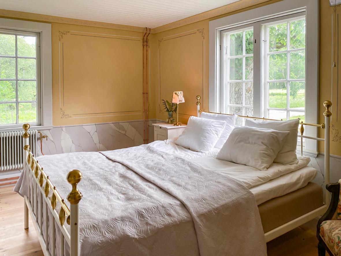 Traedgardshotellet Aras Saeteri Och Traedgardar Dalum エクステリア 写真