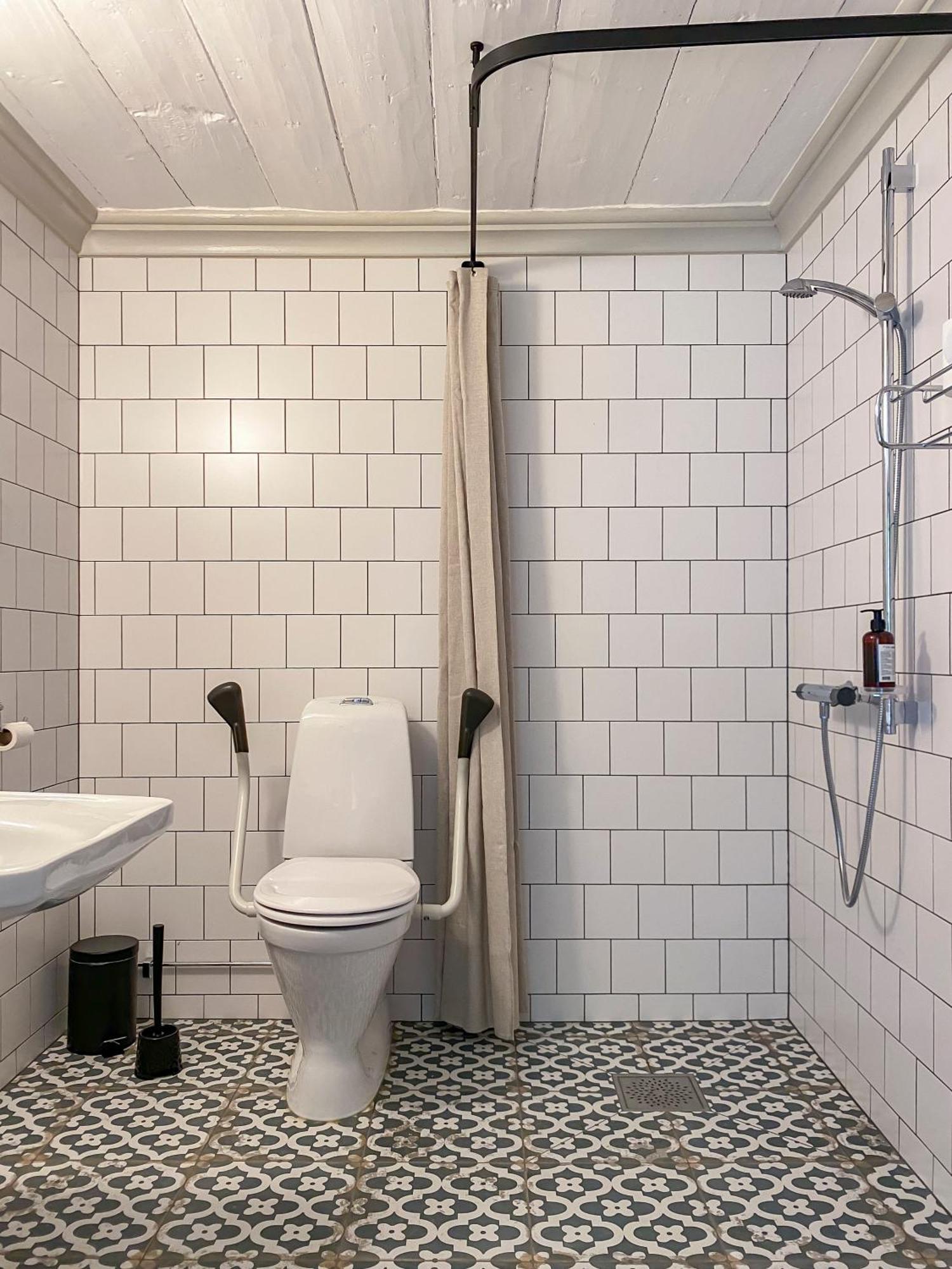 Traedgardshotellet Aras Saeteri Och Traedgardar Dalum エクステリア 写真